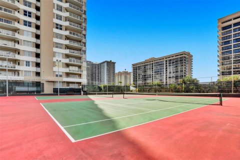 Copropriété à louer à Hallandale Beach, Floride: 50.63 m2 № 1971212 - photo 15