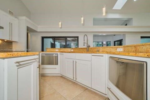 Casa en venta en Bonita Springs, Florida, 4 dormitorios № 2077473 - foto 24