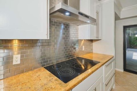 Casa en venta en Bonita Springs, Florida, 4 dormitorios № 2077473 - foto 20