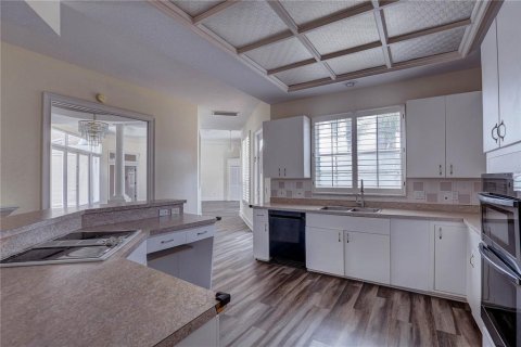 House in Safety Harbor, Florida 4 bedrooms, 312.62 sq.m. № 1851836 - photo 23