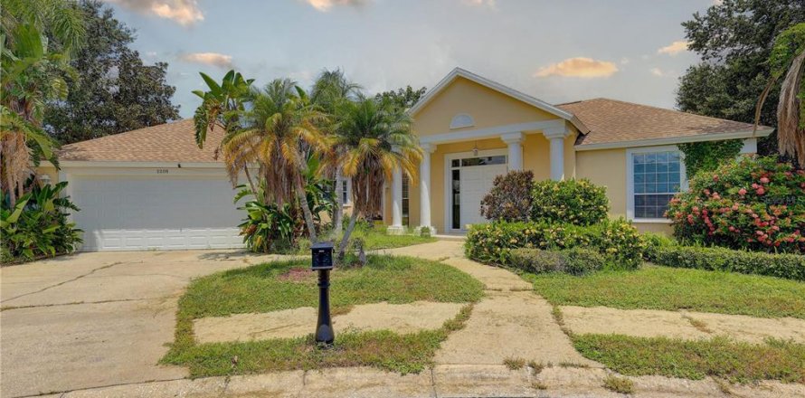House in Safety Harbor, Florida 4 bedrooms, 312.62 sq.m. № 1851836