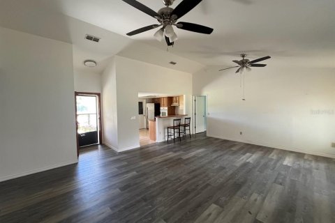 Villa ou maison à vendre à Edgewater, Floride: 3 chambres, 127.46 m2 № 2096861 - photo 4