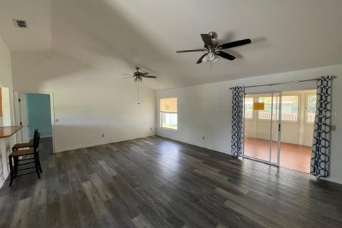 Villa ou maison à vendre à Edgewater, Floride: 3 chambres, 127.46 m2 № 2096861 - photo 3