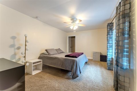 Casa en alquiler en Orlando, Florida, 3 dormitorios, 239.69 m2 № 1914012 - foto 16