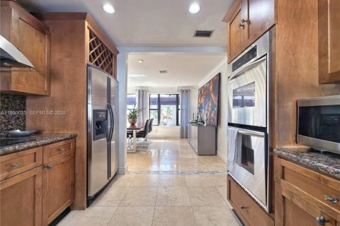 Villa ou maison à vendre à Pinecrest, Floride: 8 chambres, 444.44 m2 № 2007579 - photo 17