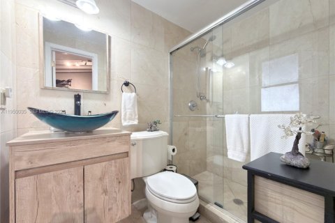 Villa ou maison à vendre à Pinecrest, Floride: 8 chambres, 444.44 m2 № 2007579 - photo 27