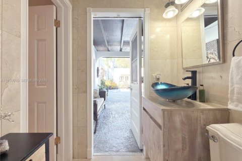 Villa ou maison à vendre à Pinecrest, Floride: 8 chambres, 444.44 m2 № 2007579 - photo 29