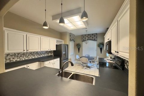 Casa en alquiler en Kissimmee, Florida, 3 dormitorios, 155.52 m2 № 1848571 - foto 13