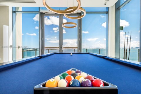 Condo in Miami, Florida, 1 bedroom  № 1953764 - photo 27