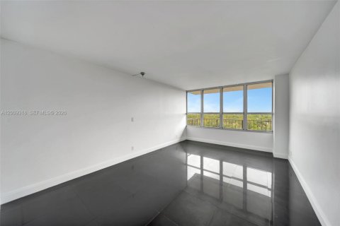 Condominio en venta en Miami, Florida, 2 dormitorios, 113.25 m2 № 2192124 - foto 19