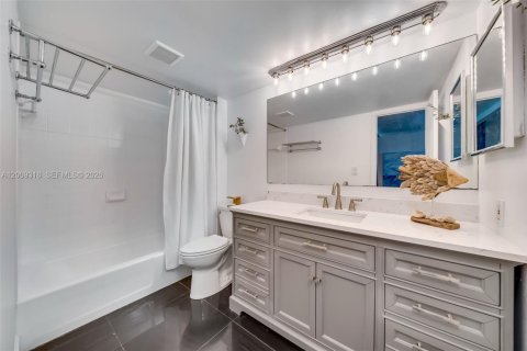 Condominio en venta en Miami, Florida, 2 dormitorios, 113.25 m2 № 2192124 - foto 21