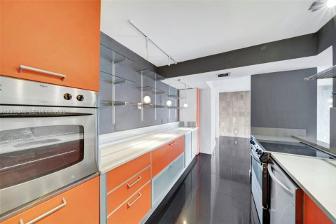 Condominio en venta en Miami, Florida, 2 dormitorios, 113.25 m2 № 2192124 - foto 10