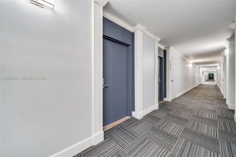 Condominio en venta en Miami, Florida, 2 dormitorios, 113.25 m2 № 2192124 - foto 25