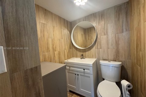 Copropriété à vendre à Miami Beach, Floride: 1 chambre, 91.97 m2 № 2033823 - photo 12