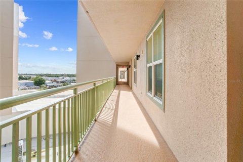 Condo in Merrit Island, Florida, 2 bedrooms  № 2259132 - photo 25