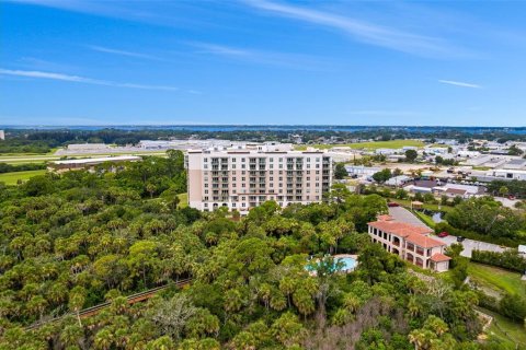 Condo in Merrit Island, Florida, 2 bedrooms  № 2259132 - photo 5