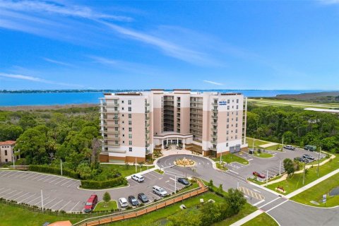 Condo in Merrit Island, Florida, 2 bedrooms  № 2259132 - photo 3