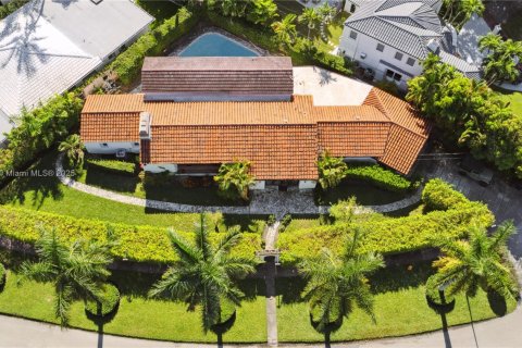 Villa ou maison à vendre à Miami Beach, Floride: 4 chambres, 324.69 m2 № 1957678 - photo 2