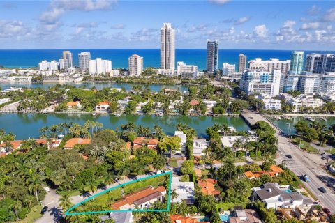 Villa ou maison à vendre à Miami Beach, Floride: 4 chambres, 324.69 m2 № 1957678 - photo 26