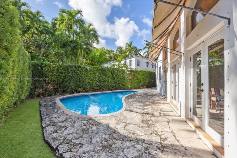 Villa ou maison à vendre à Miami Beach, Floride: 4 chambres, 324.69 m2 № 1957678 - photo 22