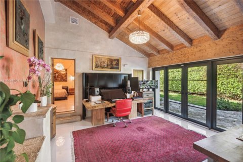Villa ou maison à vendre à Miami Beach, Floride: 4 chambres, 324.69 m2 № 1957678 - photo 7