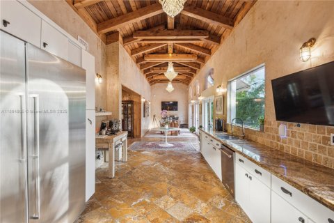 Villa ou maison à vendre à Miami Beach, Floride: 4 chambres, 324.69 m2 № 1957678 - photo 13