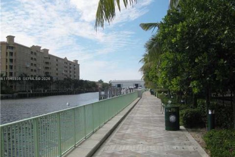 Condominio en venta en Aventura, Florida, 3 dormitorios, 156.08 m2 № 2153005 - foto 13