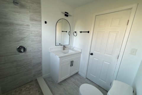 Villa ou maison à louer à St. Lucie, Floride: 5 chambres, 161.65 m2 № 2414397 - photo 18