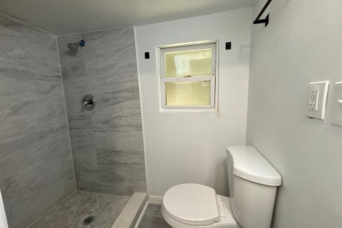 Villa ou maison à louer à St. Lucie, Floride: 5 chambres, 161.65 m2 № 2414397 - photo 20
