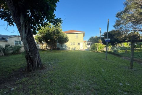 Villa ou maison à louer à St. Lucie, Floride: 5 chambres, 161.65 m2 № 2414397 - photo 30