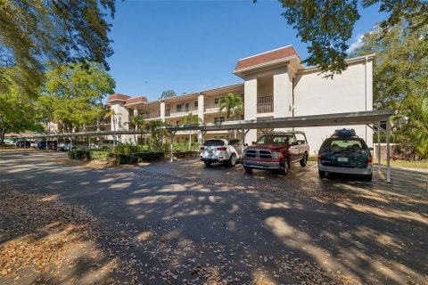 Condo in Dunedin, Florida, 2 bedrooms  № 2221835 - photo 2