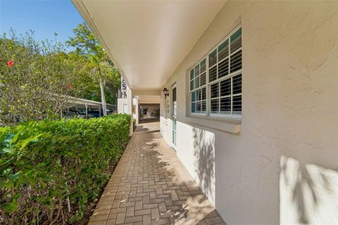 Condo in Dunedin, Florida, 2 bedrooms  № 2221835 - photo 6