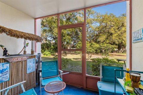 Condo in Dunedin, Florida, 2 bedrooms  № 2221835 - photo 29