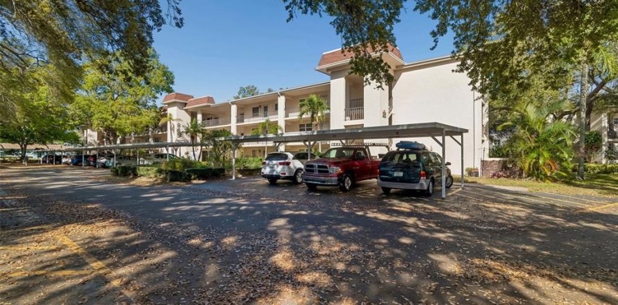 Condo in Dunedin, Florida, 2 bedrooms  № 2221835