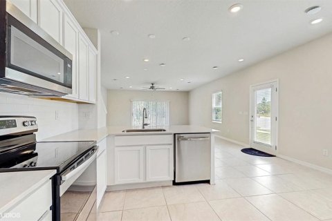 Adosado en venta en Kissimmee, Florida, 3 dormitorios, 165.55 m2 № 1824056 - foto 8