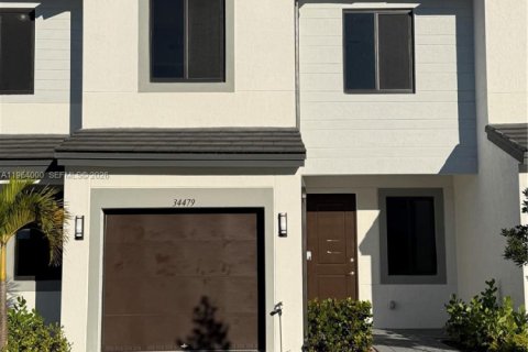 Таунхаус в Хомстед, Флорида 3 спальни, 144.74м2 № 2025659
