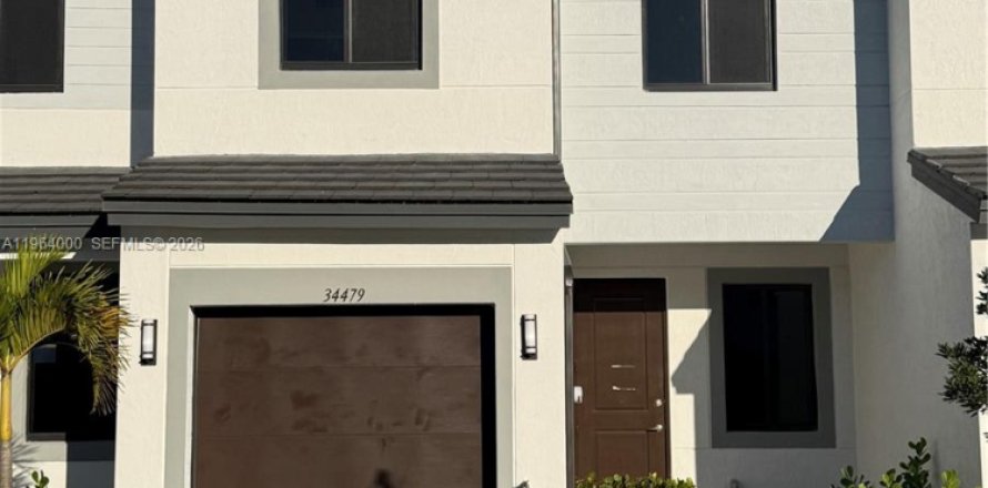 Таунхаус в Хомстед, Флорида 3 спальни, 144.74м2 № 2025659