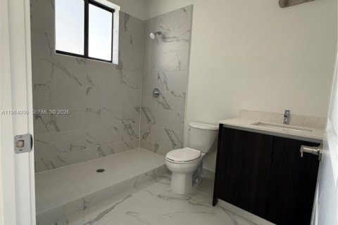 Снять в аренду таунхаус в Хомстед, Флорида 3 спальни, 144.74м2, № 2025659 - фото 21