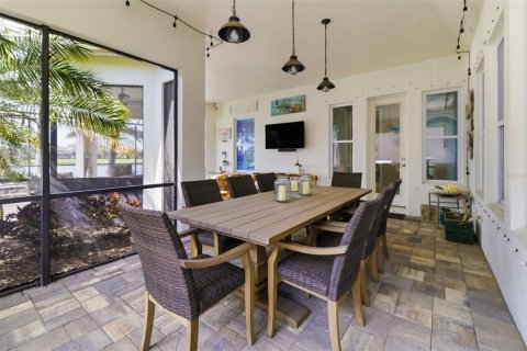 House in Bradenton, Florida 3 bedrooms, 235.6 sq.m. № 2217789 - photo 24