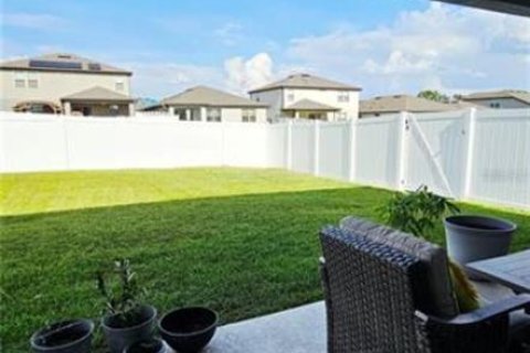 House in Davenport, Florida 4 bedrooms, 224.45 sq.m. № 1847129 - photo 7