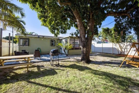 Villa ou maison à vendre à Oakland Park, Floride: 2 chambres, 91.79 m2 № 2084268 - photo 17