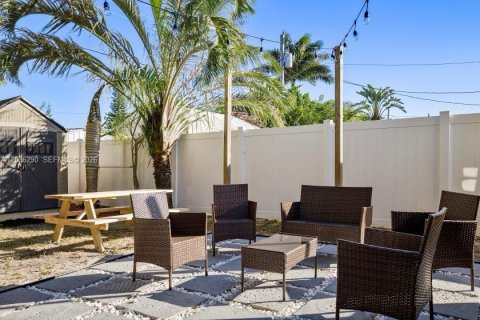 Villa ou maison à vendre à Oakland Park, Floride: 2 chambres, 91.79 m2 № 2084268 - photo 6