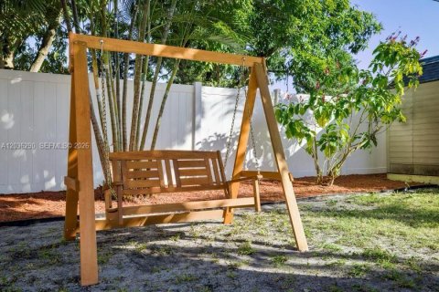 Villa ou maison à vendre à Oakland Park, Floride: 2 chambres, 91.79 m2 № 2084268 - photo 5