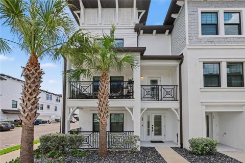 Townhouse in Tampa, Florida 3 bedrooms, 192.49 sq.m. № 2393856