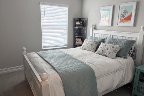 Townhouse in Tampa, Florida 3 bedrooms, 192.49 sq.m. № 2393856 - photo 17