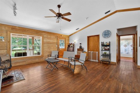 House in New Port Richey, Florida 3 bedrooms, 144.93 sq.m. № 1834671 - photo 8