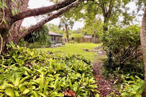 Casa en venta en Orlando, Florida, 4 dormitorios, 165.64 m2 № 1795592 - foto 16