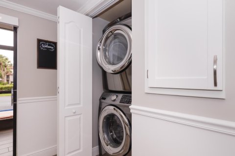 Copropriété à louer à Fort Pierce, Floride: 2 chambres, 131.64 m2 № 1160386 - photo 1