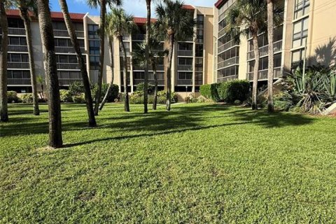 Condominio en alquiler en Port Charlotte, Florida, 2 dormitorios, 72.74 m2 № 1900907 - foto 17