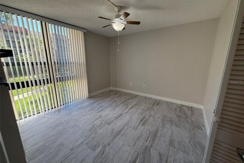Condominio en alquiler en Port Charlotte, Florida, 2 dormitorios, 72.74 m2 № 1900907 - foto 3